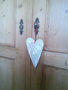 Signpost Original Gifts - Hanging heart with your choice of map location